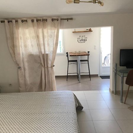 Appartement Dans La Colline Belgentier Zewnętrze zdjęcie