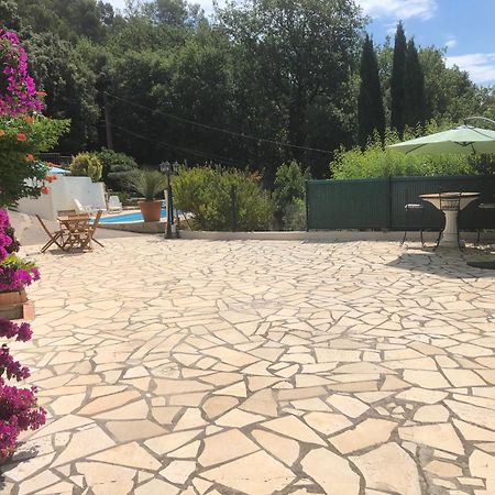 Appartement Dans La Colline Belgentier Zewnętrze zdjęcie