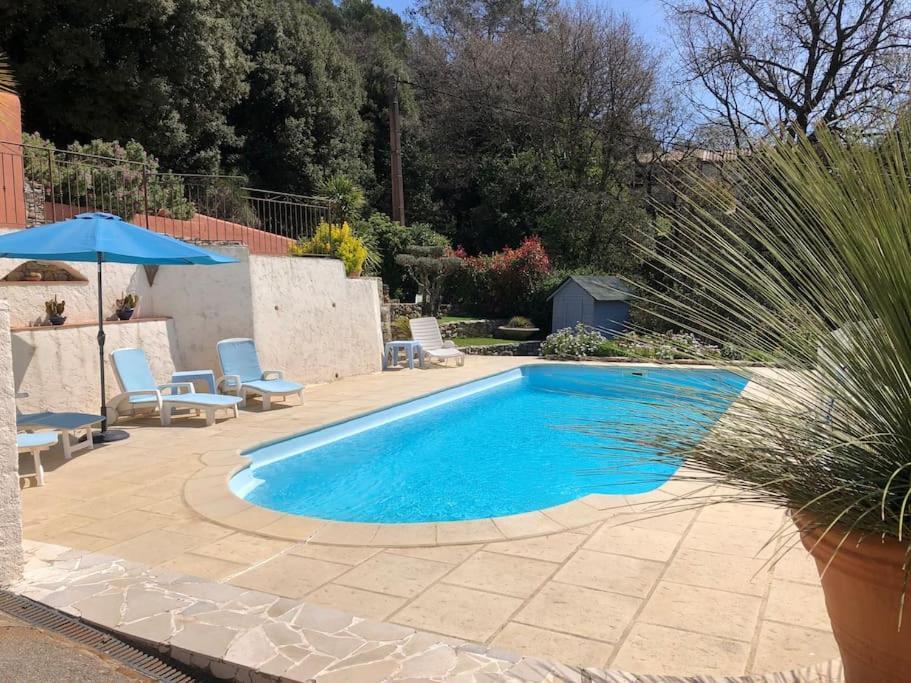 Appartement Dans La Colline Belgentier Zewnętrze zdjęcie