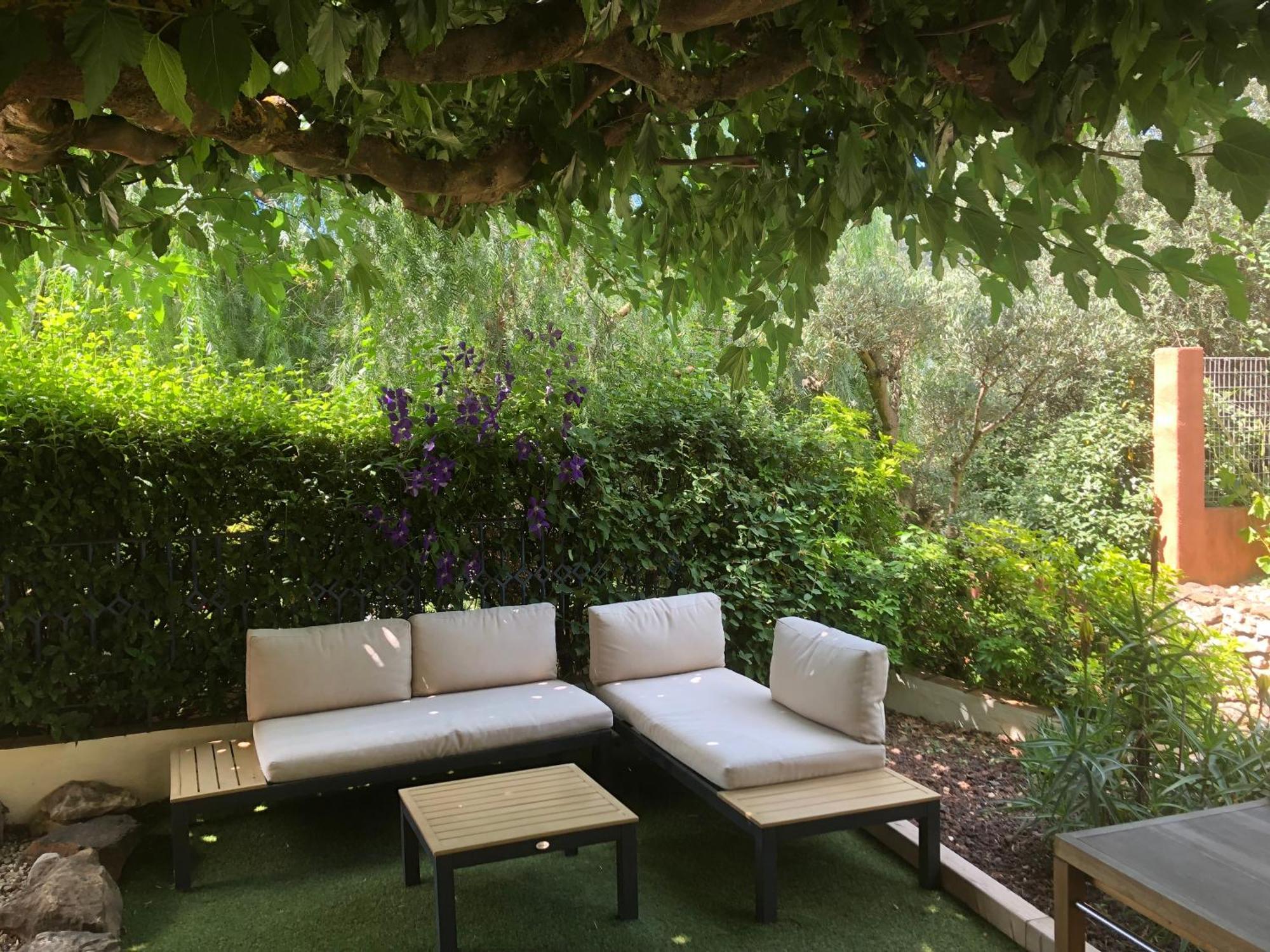 Appartement Dans La Colline Belgentier Zewnętrze zdjęcie